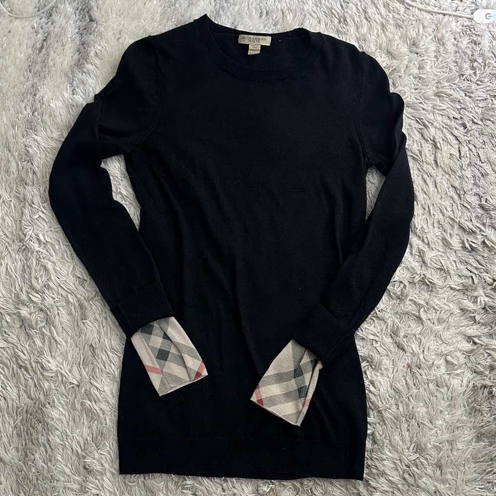 Burberry Black Wool Sweater with Patterned Cuffs